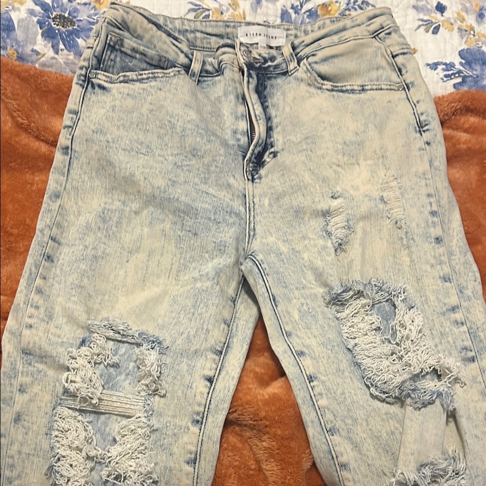 Distressed Light Blue Jeans - Picture 3 of 9